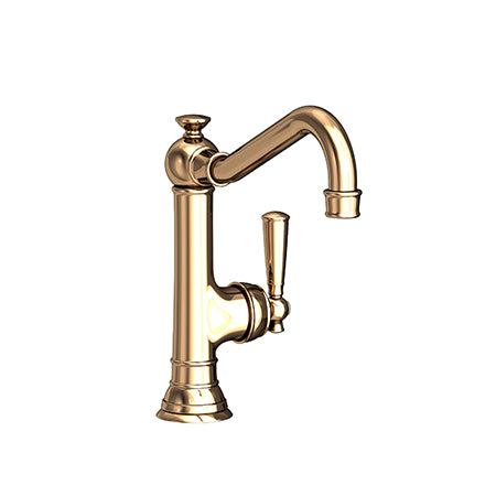 Single Handle Kitchen Faucet in Multiple Finishes - Maison&Co.