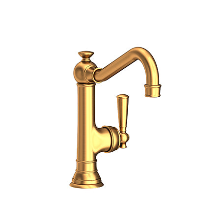 Single Handle Kitchen Faucet in Multiple Finishes - Maison&Co.