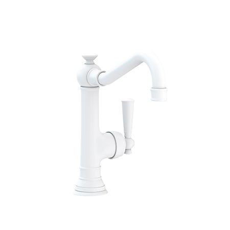 Single Handle Kitchen Faucet in Multiple Finishes - Maison&Co.