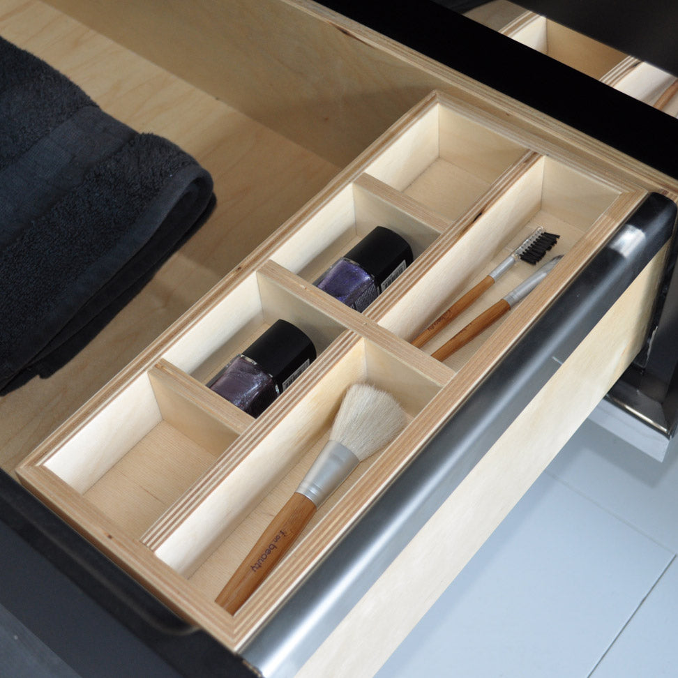 Add-on hanging organizer made of baltic birch in natural finish and brushed stainless steel bracket.W: 6” D: 13 3/4” H: 2 1/4” - Maison&Co.