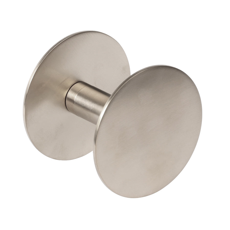 Wall-mount towel hook made of chrome plated brass. Diam: 4", D: 3 1/4". - Maison&Co.