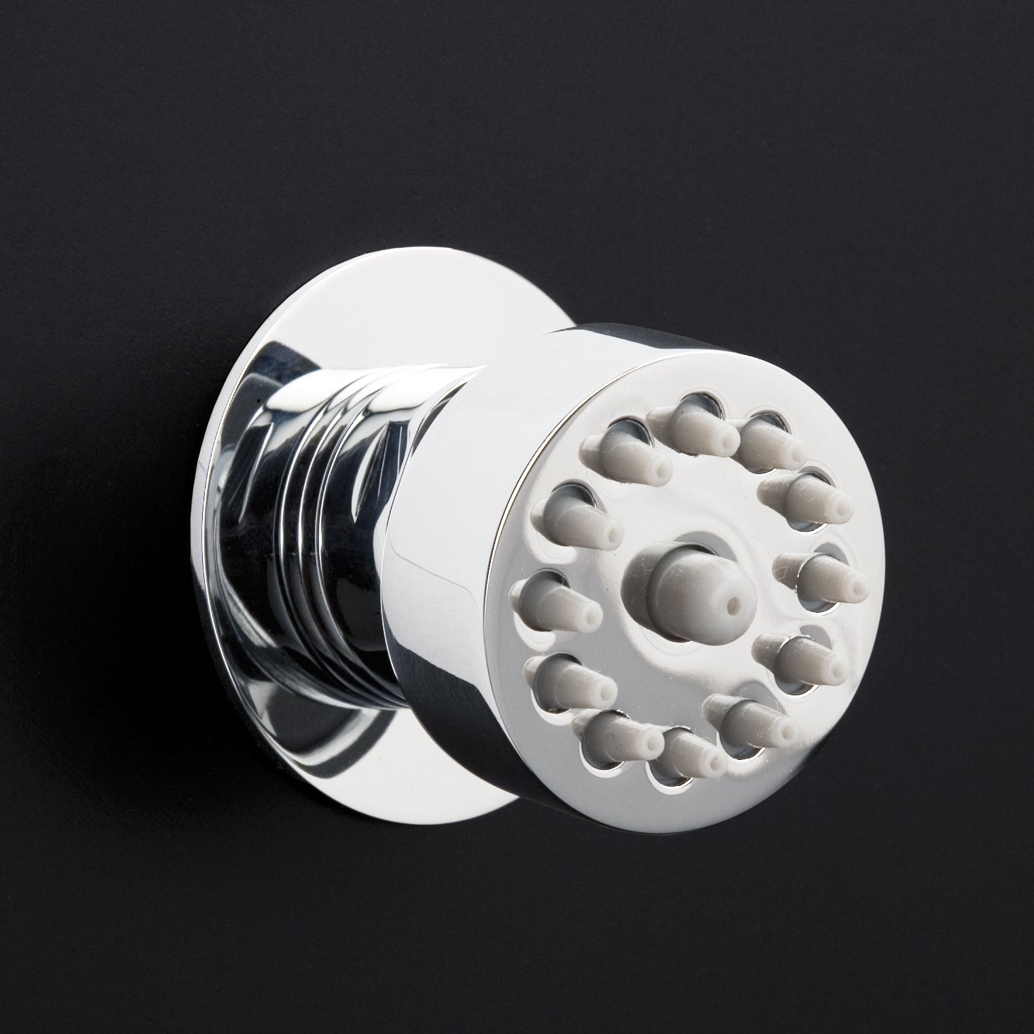 Wall-mount round body spray, one jet. - Maison&Co.