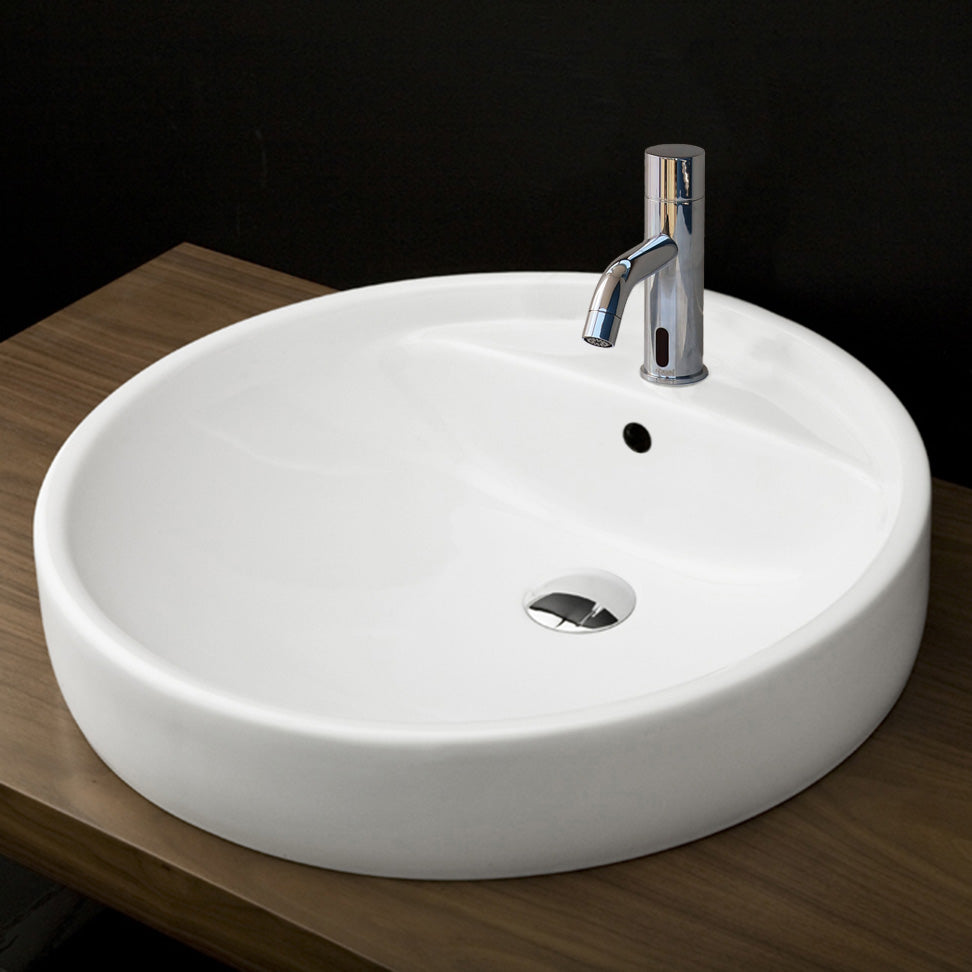 Self-rimming porcelain Bathroom Sink with one faucet hole and an overflow. DIAM: 18 1/2”
H: 6 1/4” - Maison&Co.