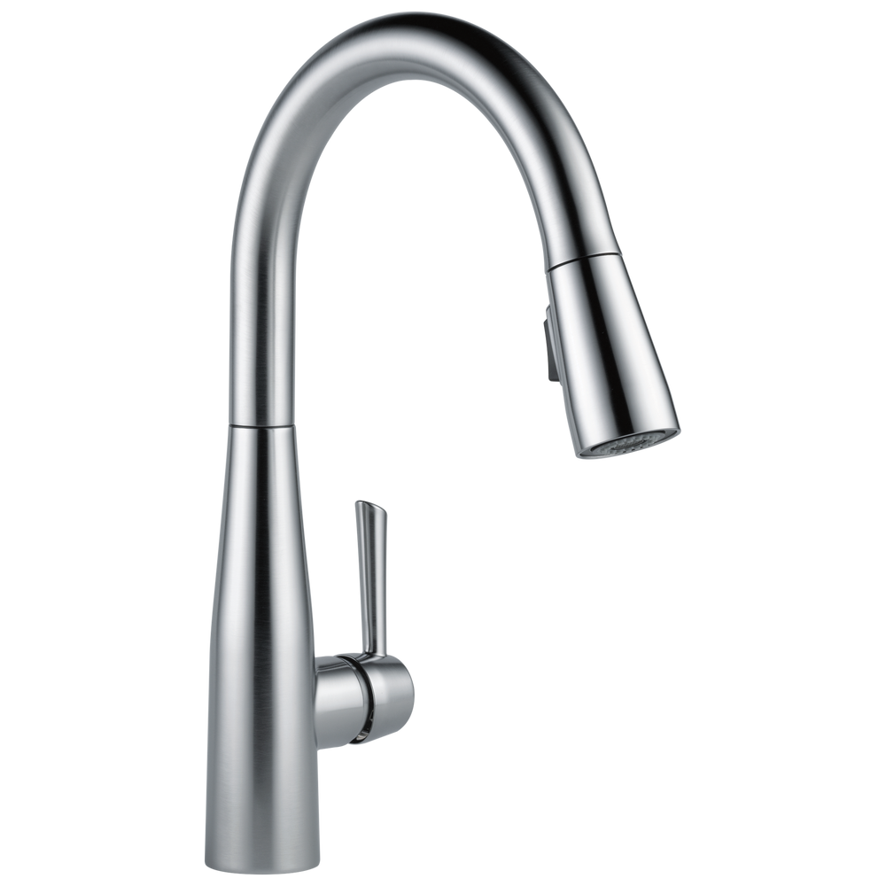 Delta Essa®: Single Handle Pull-Down Kitchen Faucet