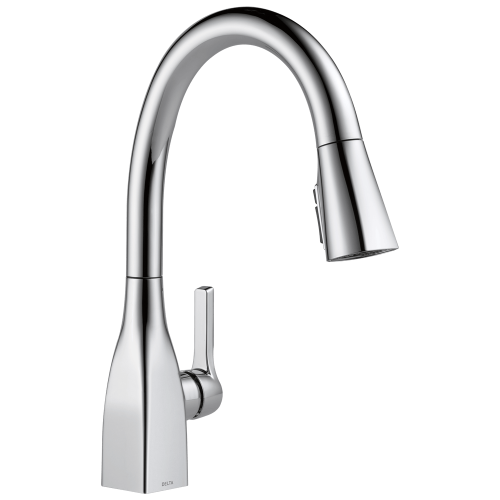 Delta Mateo®: Single Handle Pull-Down Kitchen Faucet with ShieldSpray® Technology - Maison&Co.