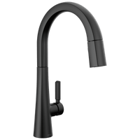 Delta Monrovia™: Single Handle Pull-Down Kitchen Faucet - Maison&Co.