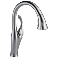 Delta Addison™: Single Handle Pull-Down Kitchen Faucet with ShieldSpray® Technology - Maison&Co.