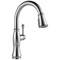 Delta Cassidy™: Single Handle Pulldown Kitchen Faucet - Maison&Co.